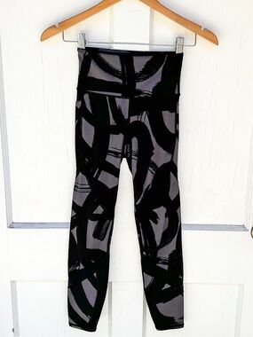 🖤Athleta 7/8 Tight Leggings